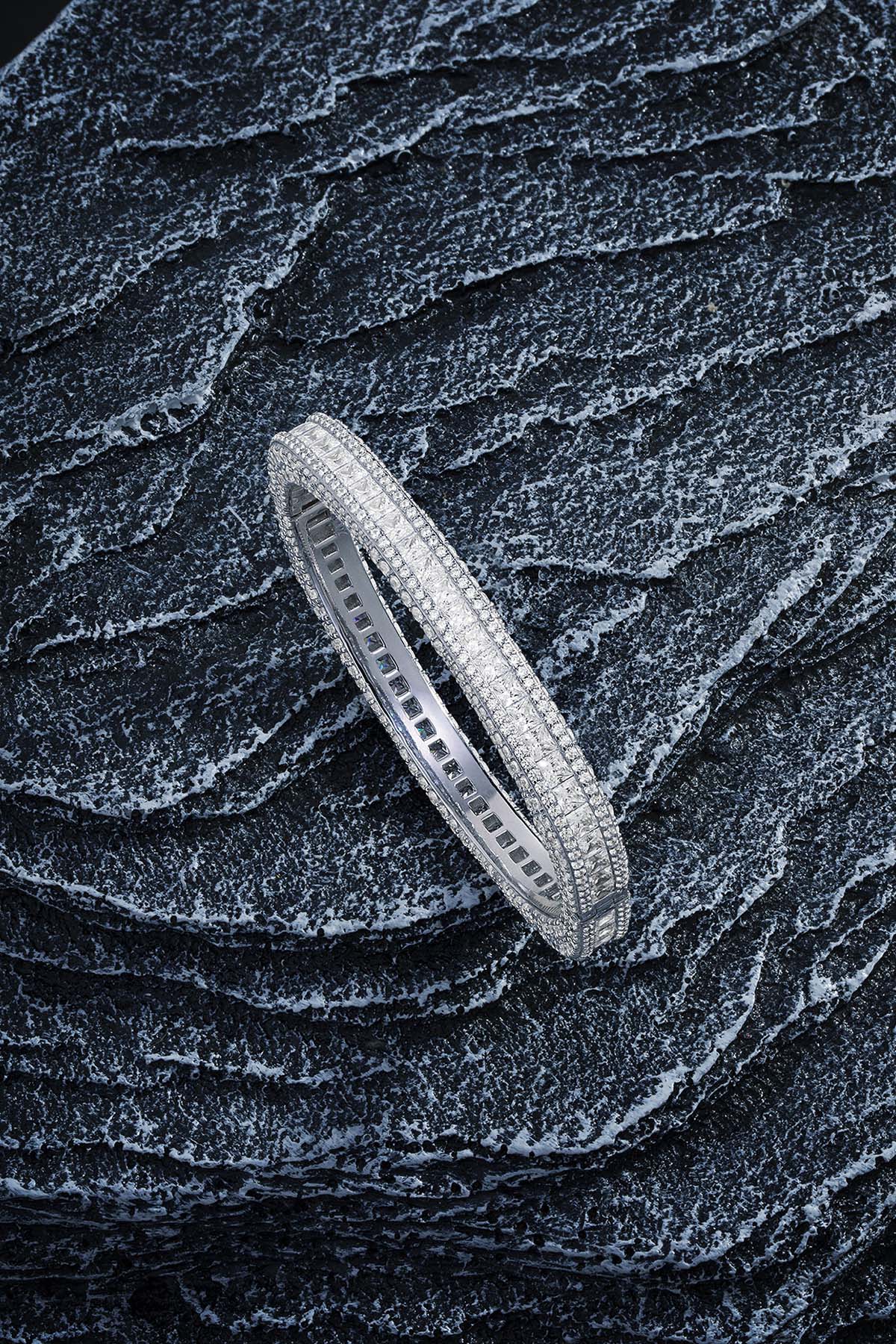 APM Monaco Monaco Pavé Bangle