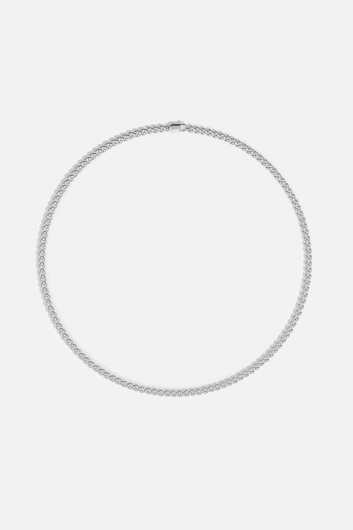 APM chain necklace in rhodium finish, an effortless shimmer for every day.