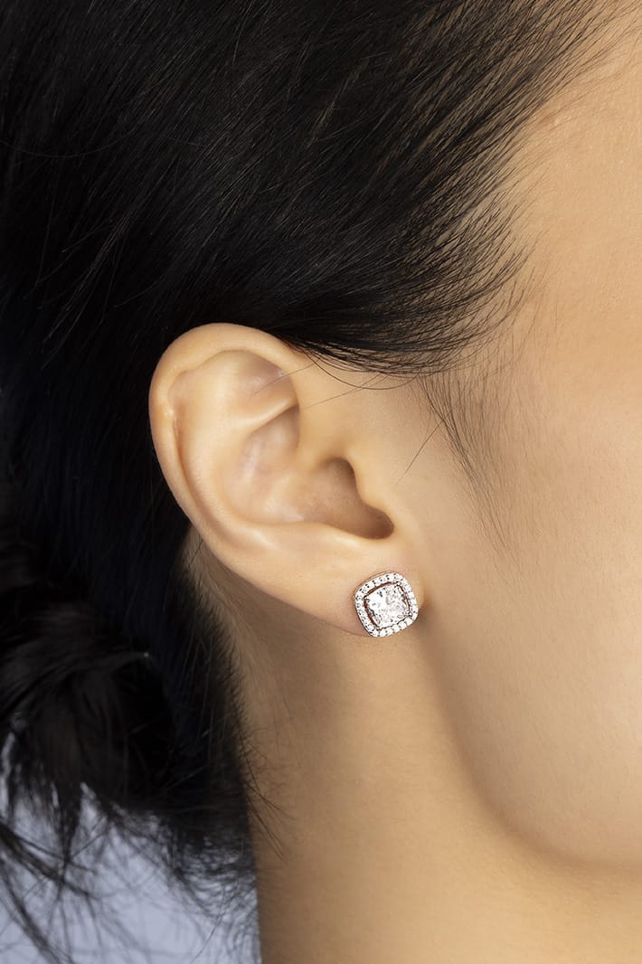 02-WE14580OX-APM-Monaco-Earrings