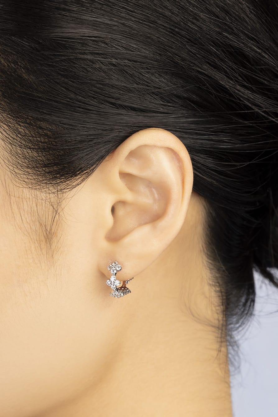 02-WE15327OX-APM-Monaco-Earrings