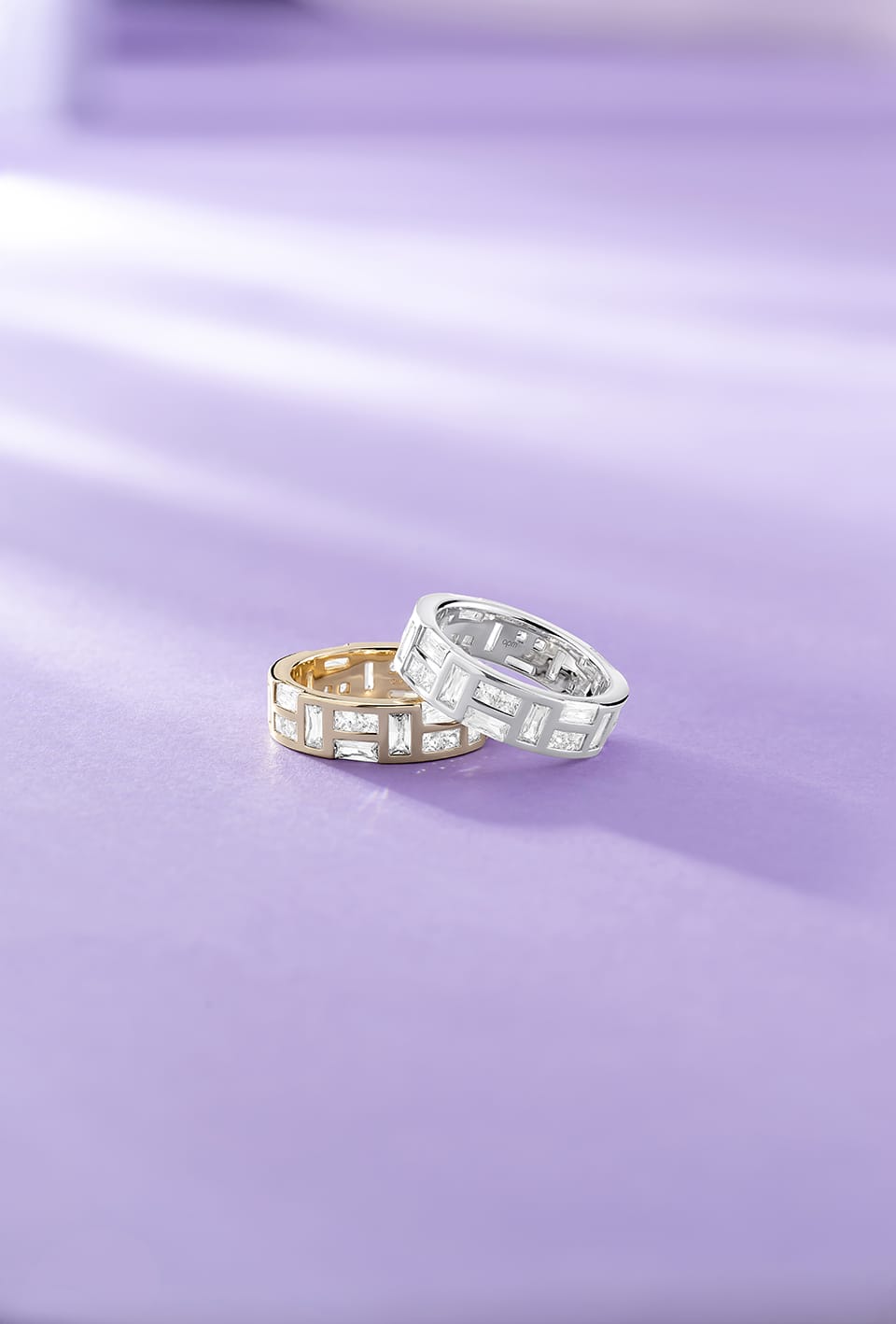 03-W23798OX-APM-Monaco-Ice-Ring
