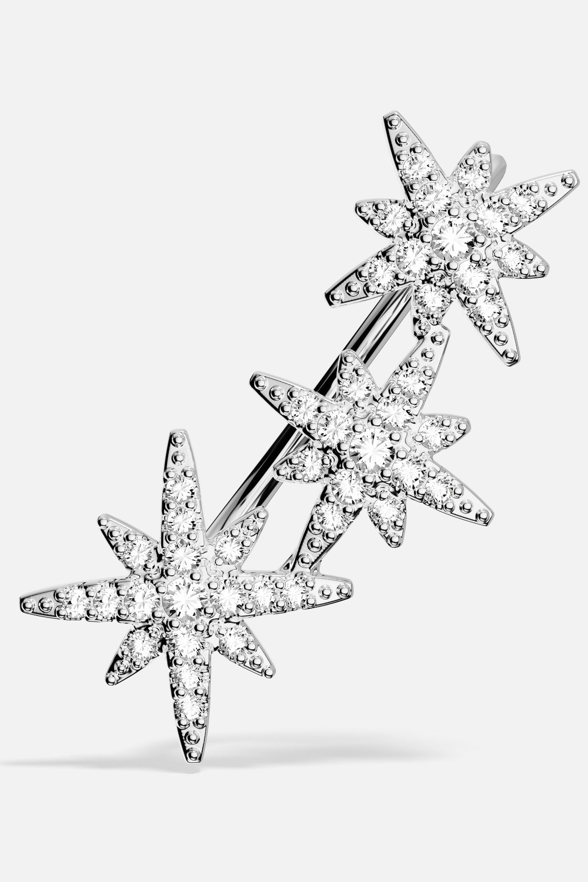 APM Météorites Earring, a cascade of stars shimmering with celestial charm.