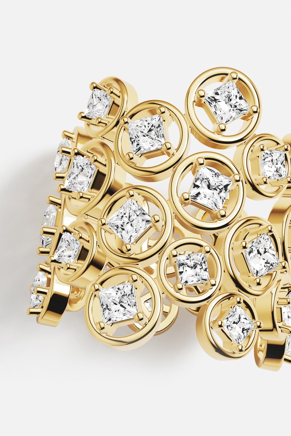 APM Ring in golden hues, a constellation of sparkle for effortless allure.