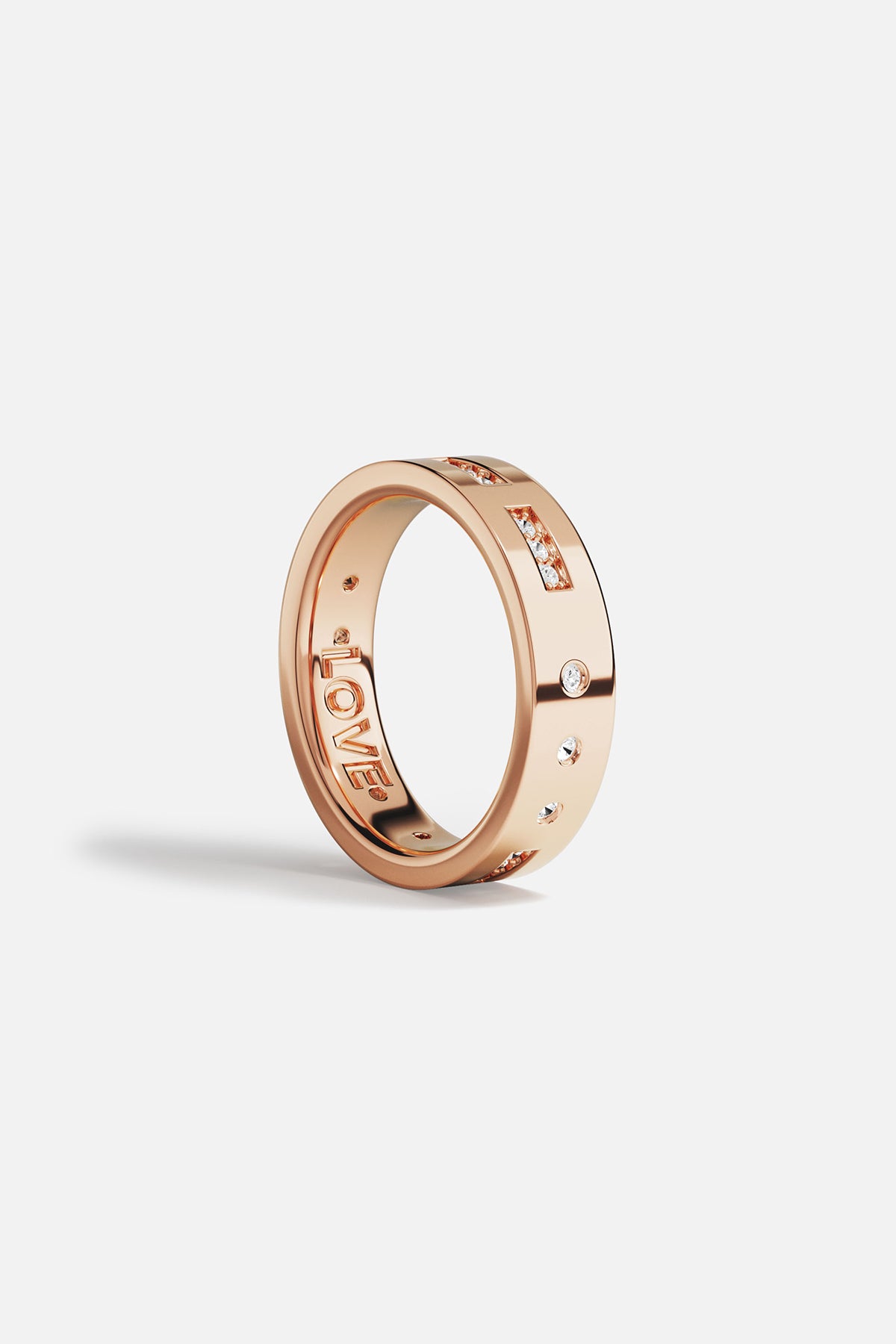 APM Morse Ring in rose color, a quiet declaration of love.