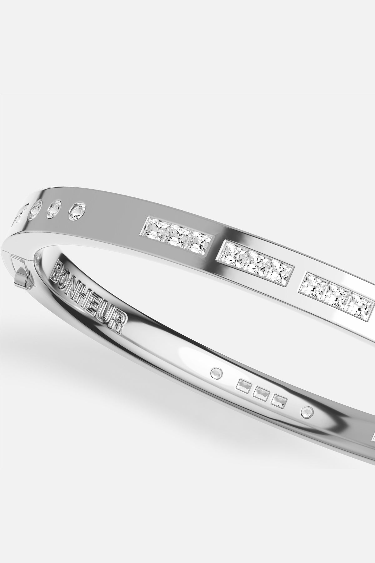 APM Bonheur Bracelet, sleek rhodium finish with a whisper of luminous sparkle.