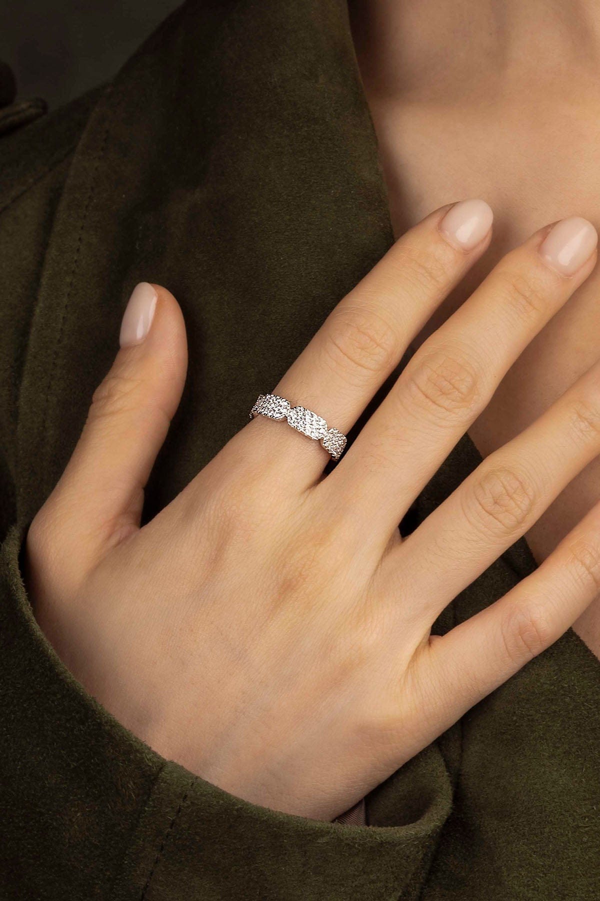 Dainty Silver Pavé Ring | Sterling Silver | APM Monaco
