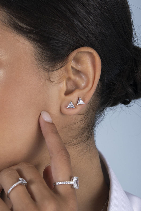 Éclat Triangle Stud Earrings