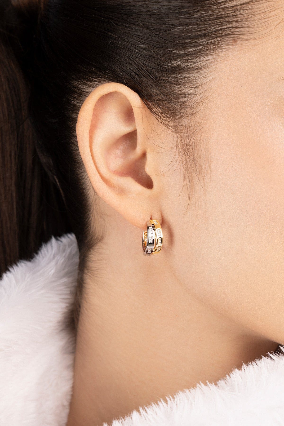 Intertwined Toi Moi Morse Code Earrings | APM Monaco