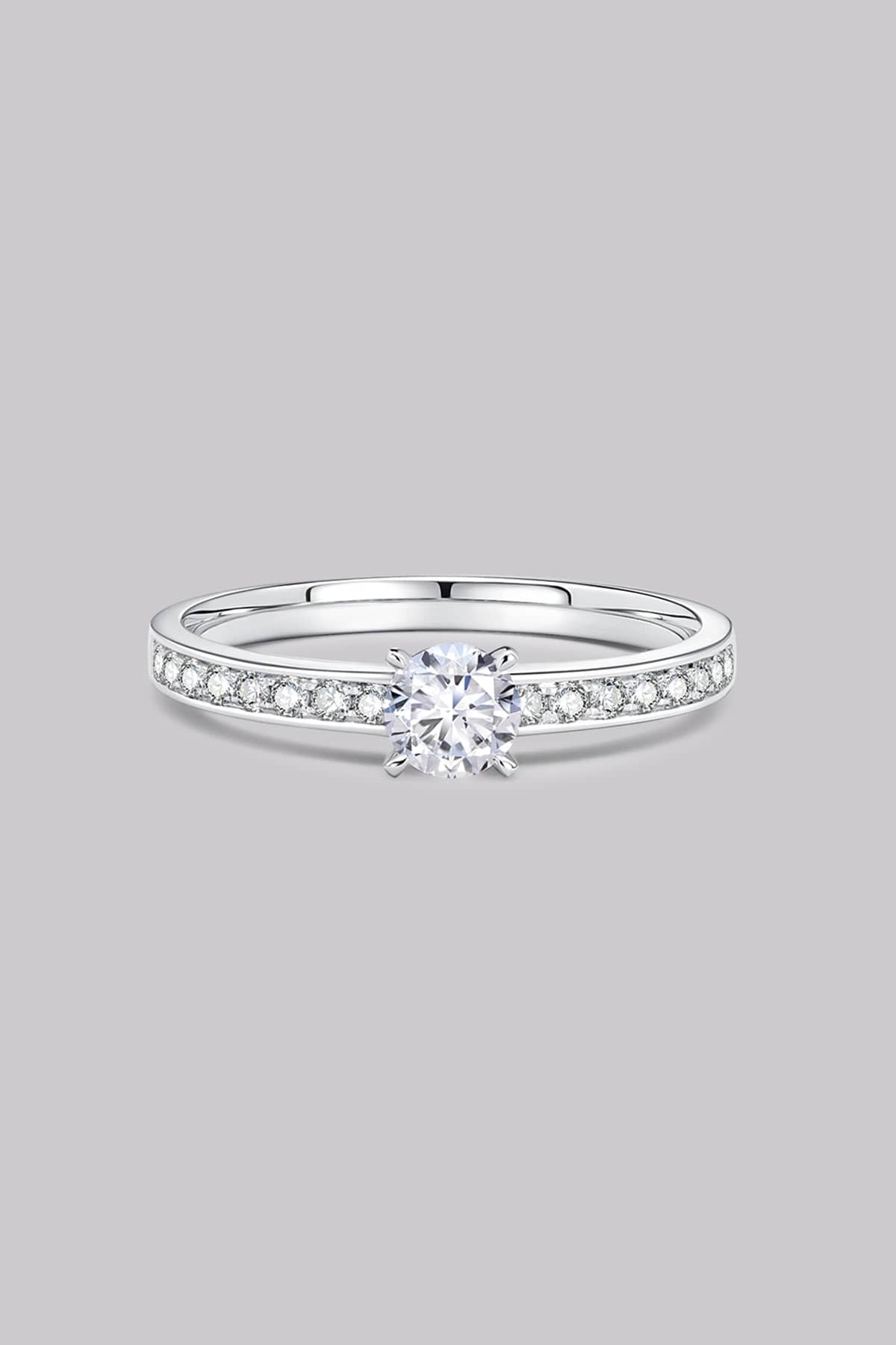 Pavé Round Diamond Ring (0.72ct) - APM Monaco