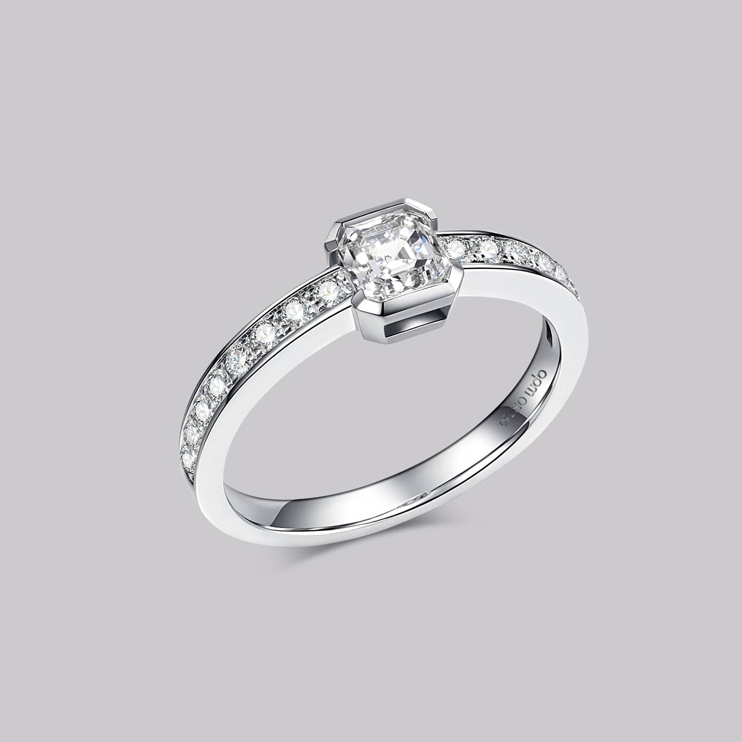 Pavé Asscher Diamond Ring (0.57ct) - APM Monaco