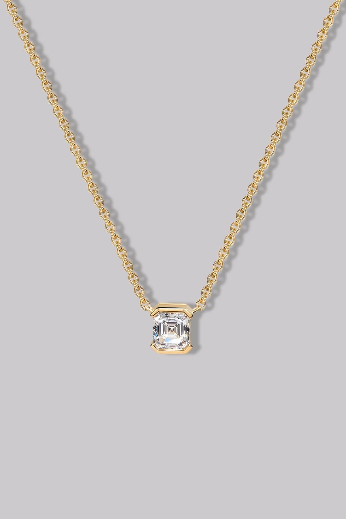 Asscher Diamond Necklace (0.35ct) - APM Monaco
