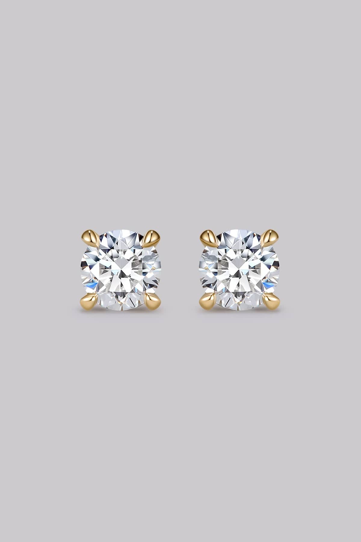 Round Diamond Stud Earrings (0.50ct) - APM Monaco