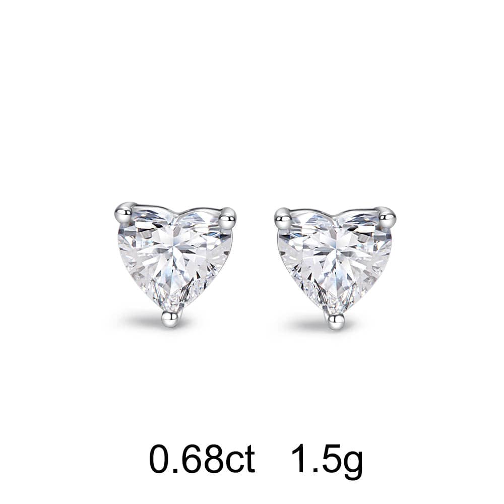 Heart Diamond Stud Earrings (0.68ct) - APM Monaco