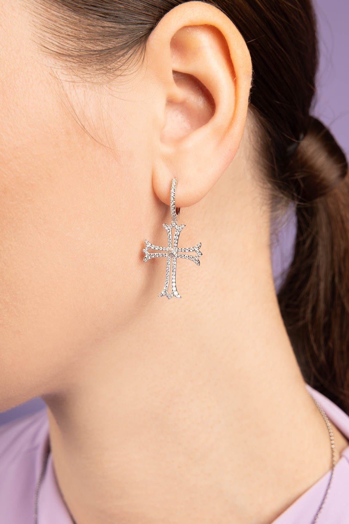 Asymmetric Cross Earrings XL - APM Monaco