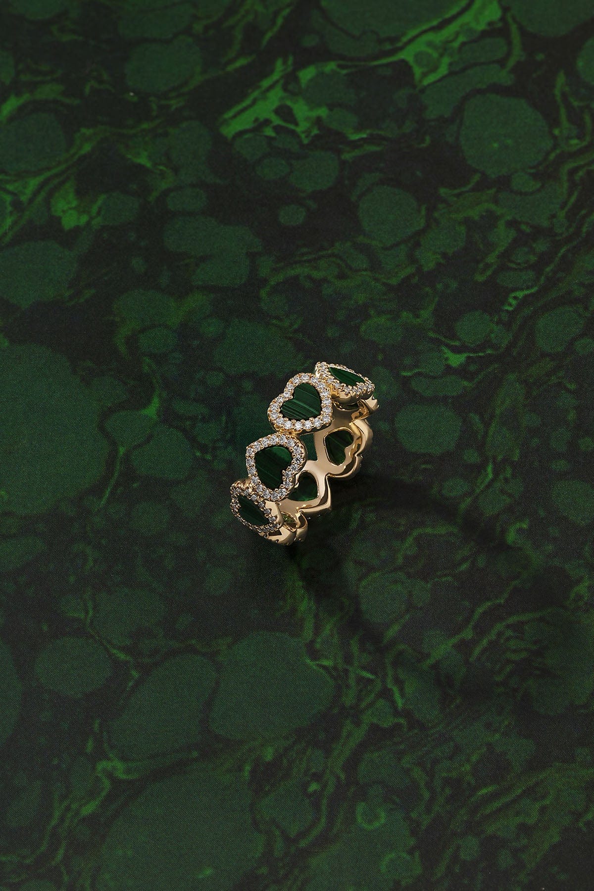 APM Monaco Malachite Heart Ring in Yellow Gold