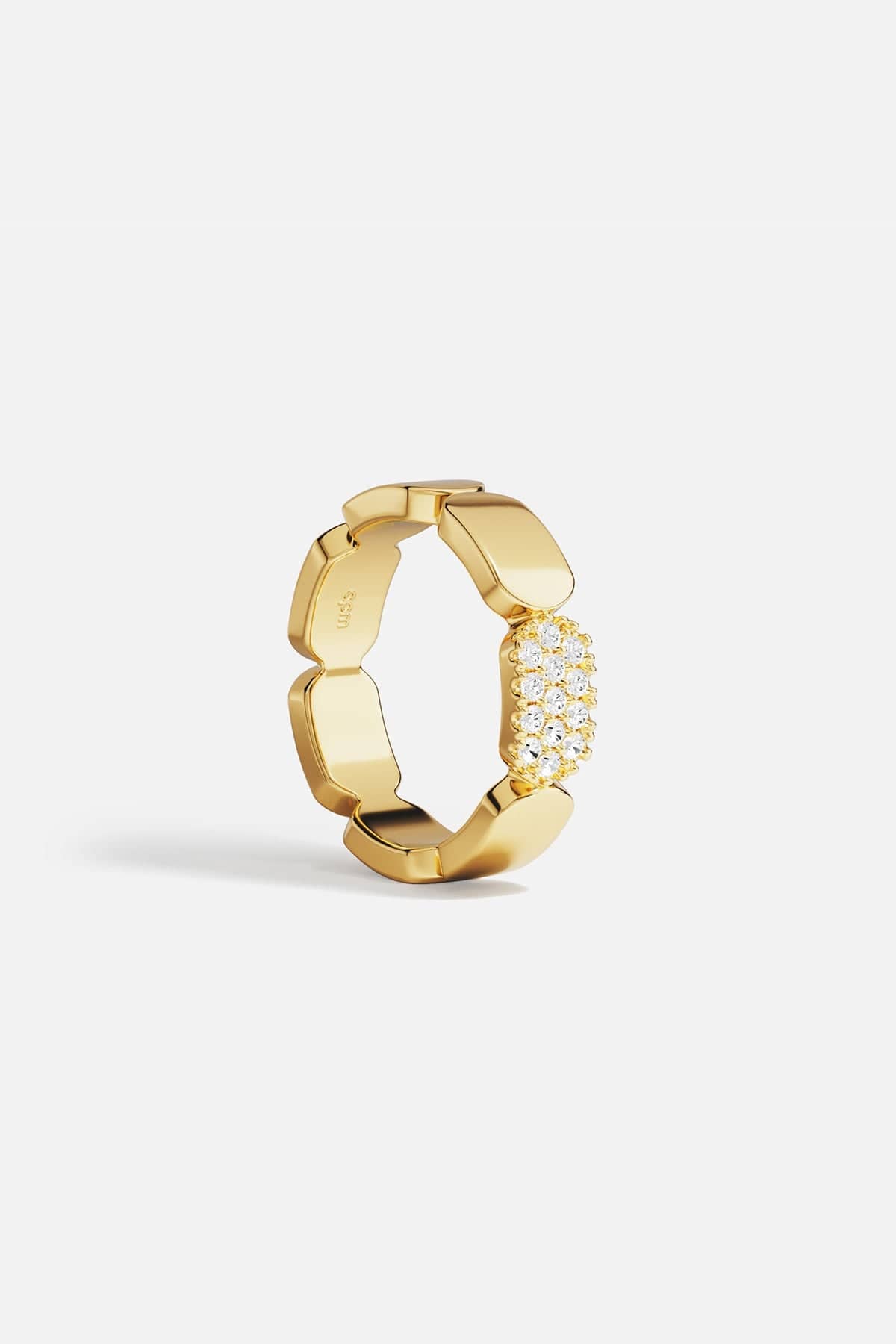 Rings APM Monaco, yellow gold dainty ring