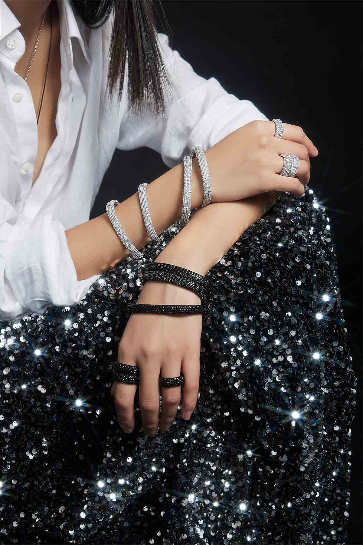 Black chunky bracelet store